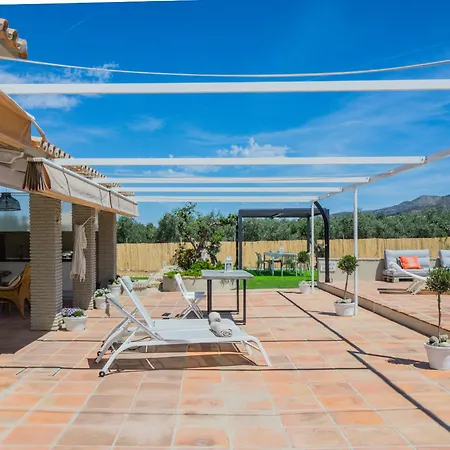 Villa Tranquila El Retiro * Malaga